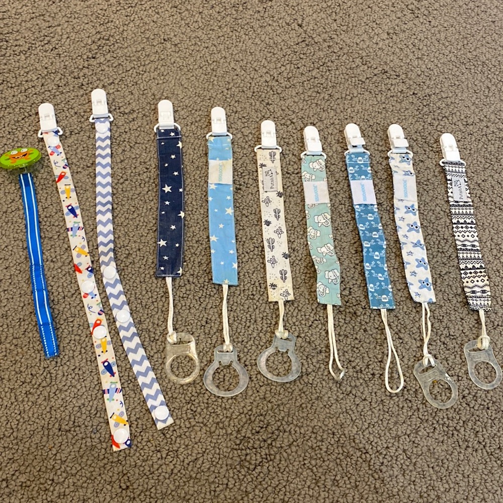 10 Pacifier Clips